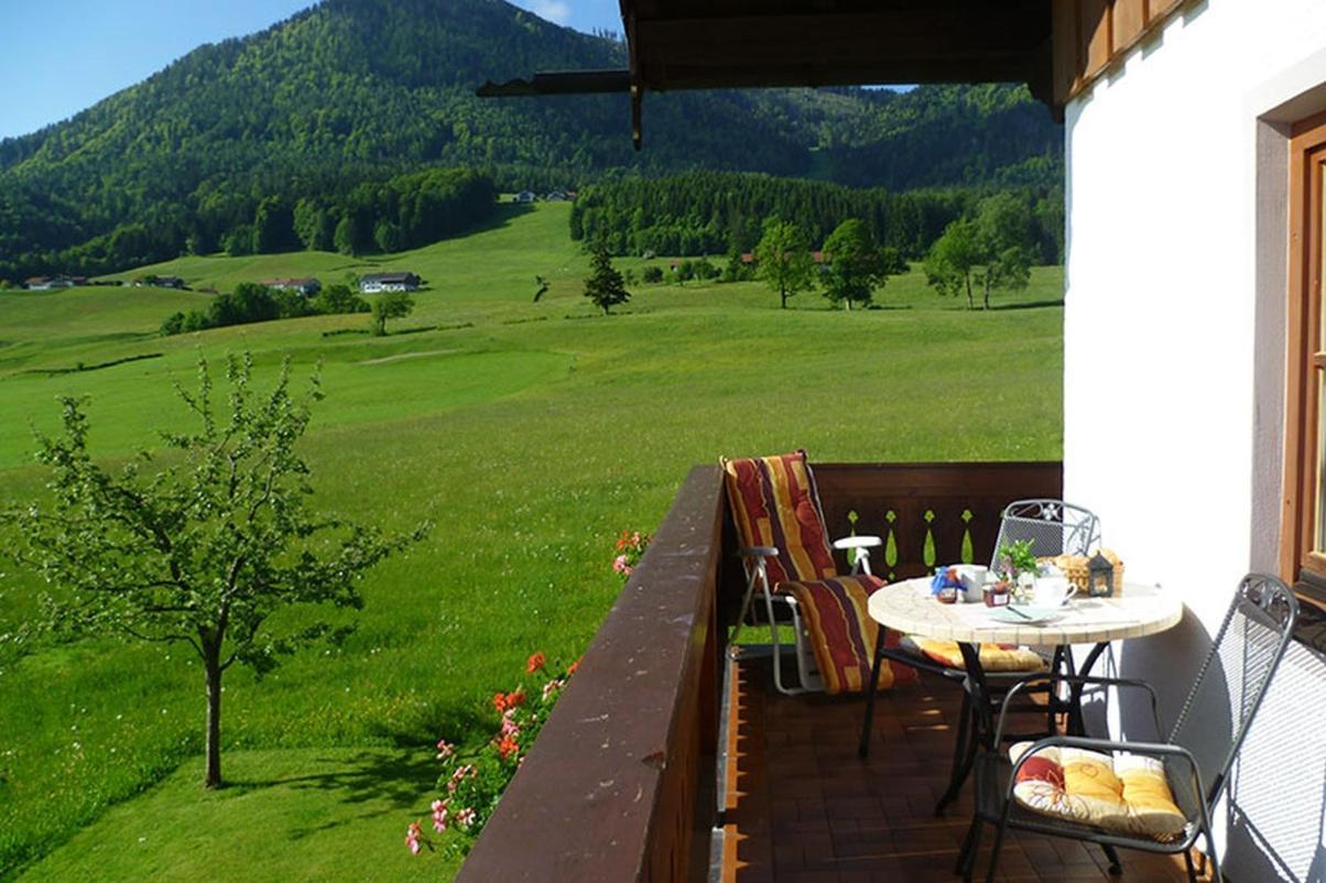 Ferienwohnungen Hollweger Inkl. Chiemgaukarte โรพอลดิง ภายนอก รูปภาพ